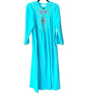 Vanity Fair Vintage Turquoise Velour Zip Front Embroidered Butterfly Robe Medium